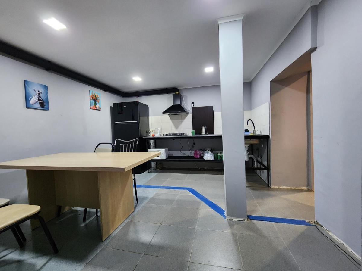 טביליסי Gala Hostel מראה חיצוני תמונה