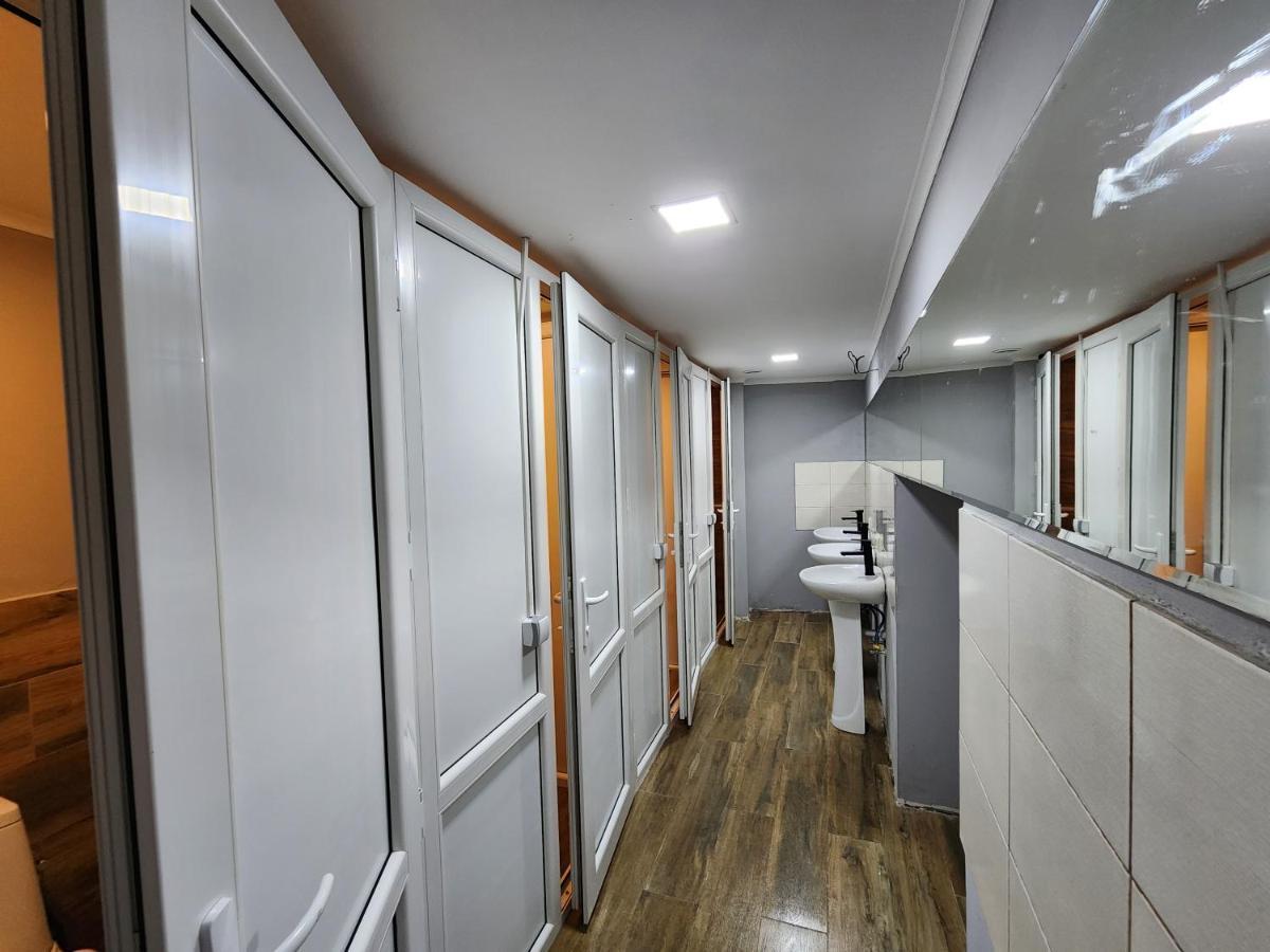 טביליסי Gala Hostel מראה חיצוני תמונה