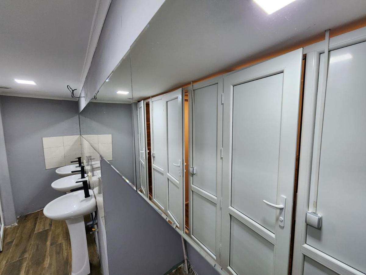 טביליסי Gala Hostel מראה חיצוני תמונה